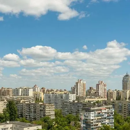 Artal Apartment On Obolonskaya Square 3 Kyiv Exterior photo